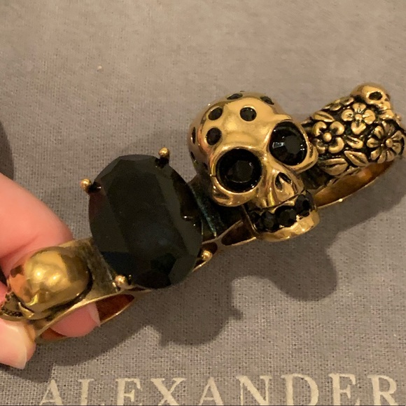 Alexander Mcqueen Knuckle Ring - Picture 10 of 16